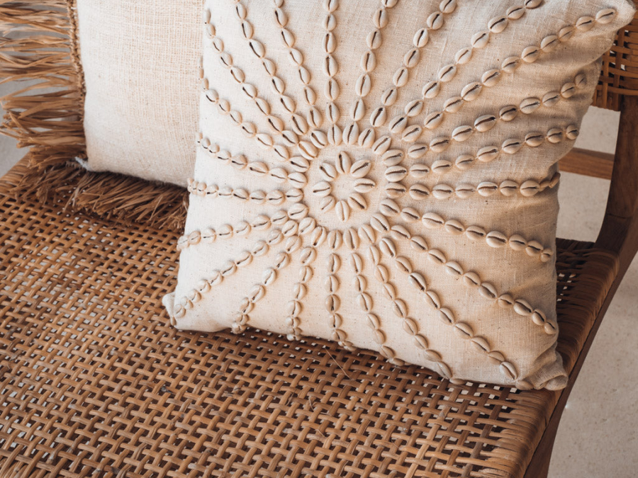 Housse de coussin en lin et coquillages